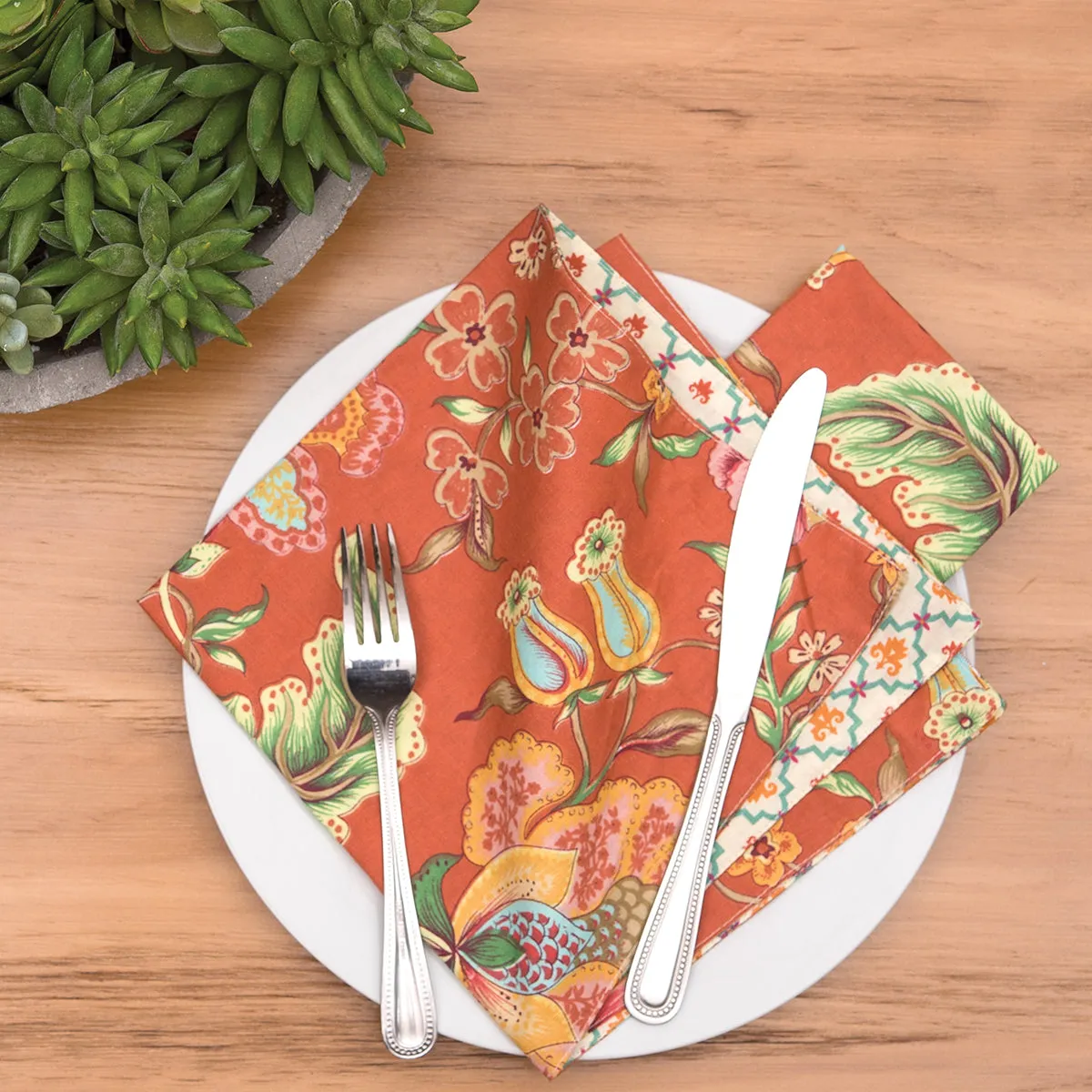 Ghisella Table Linens